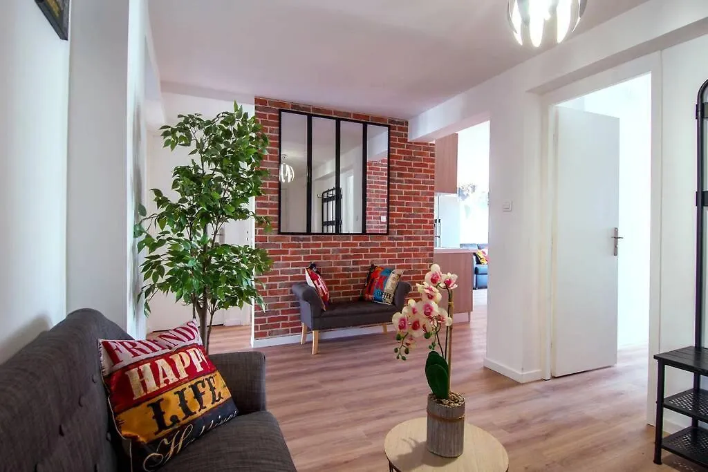 Climatise Gare Stcharles 4 Chambres Grand Balcon / Experience-Immo Marseille