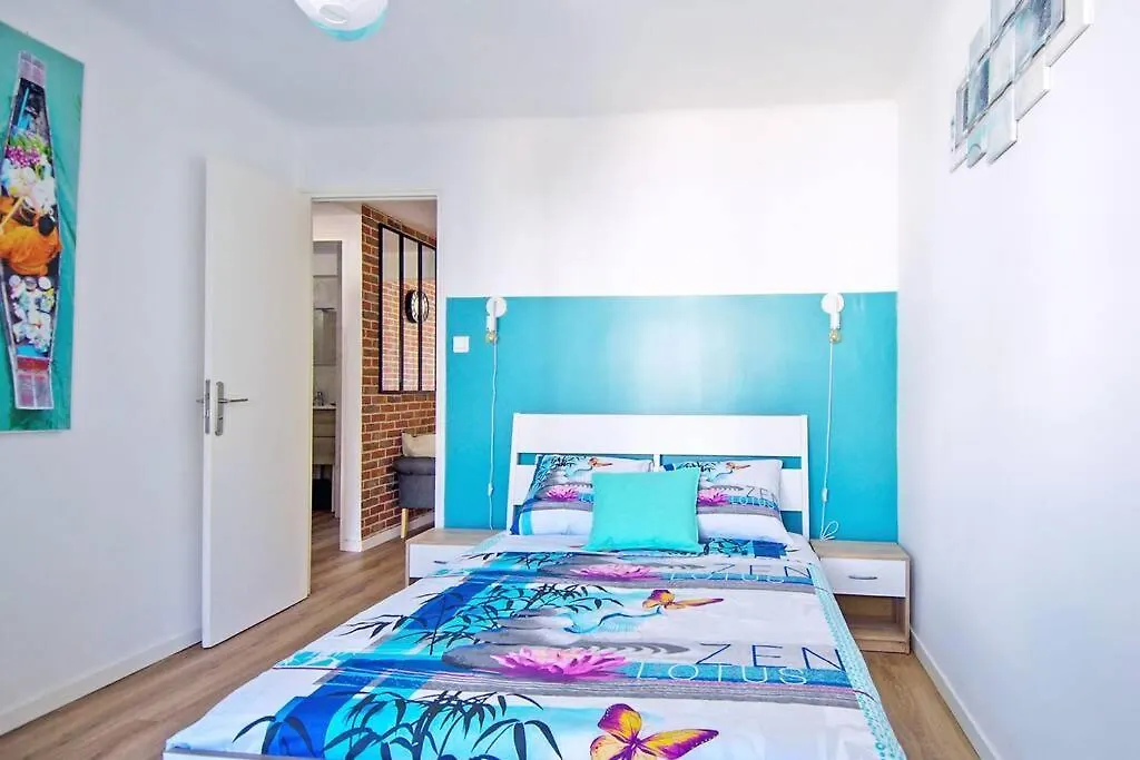 Climatisé Gare StCHARLES 4 chambres Grand Balcon / experience-immo Marseille 0*,